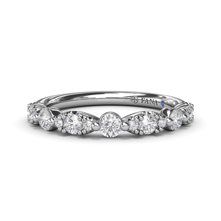 Alternating Marquise and Round Diamond Ring