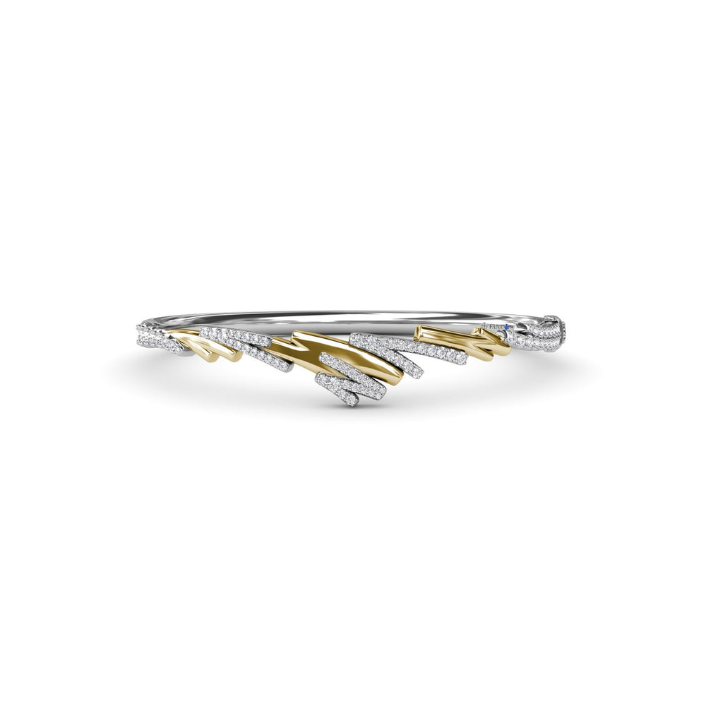 Striking Sylk Bangle