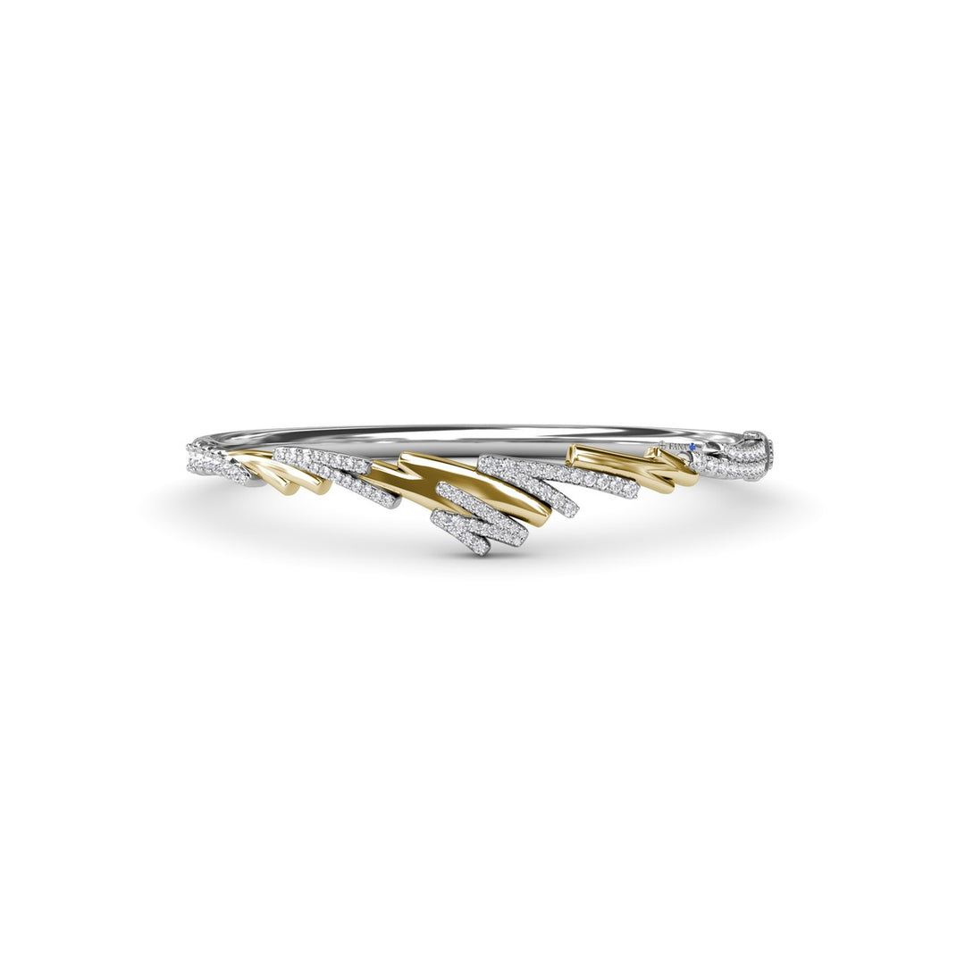 Striking Sylk Bangle