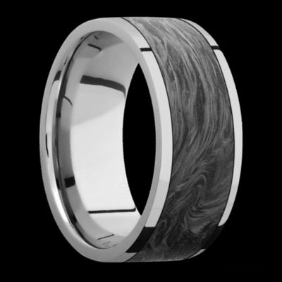9 mm wide/Flat/Titanium band with one 7 mm Centered inlay of Forged Carbon Fiber.