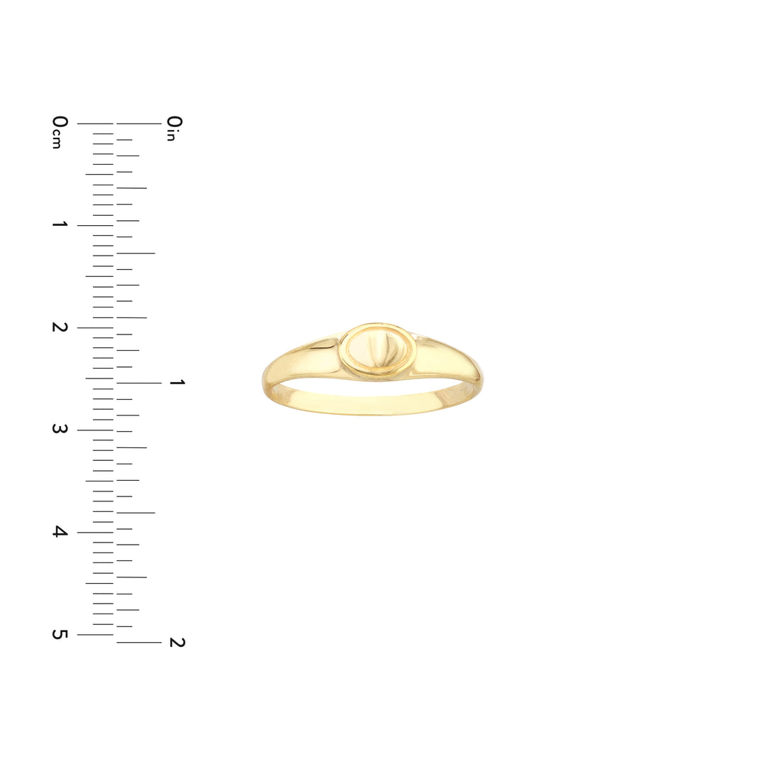 Engravable Mini Oval Signet Ring