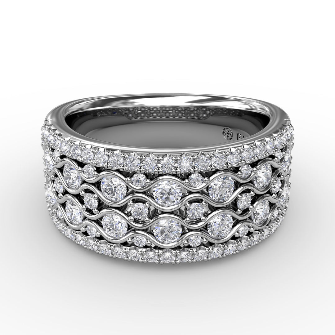 Multi-Row Pattern Diamond Band