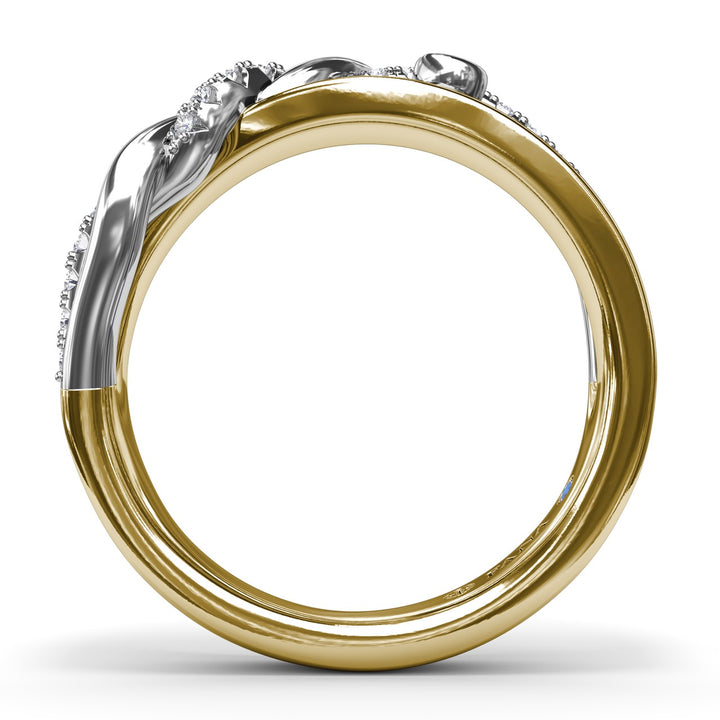 Spyre Elegant Ring