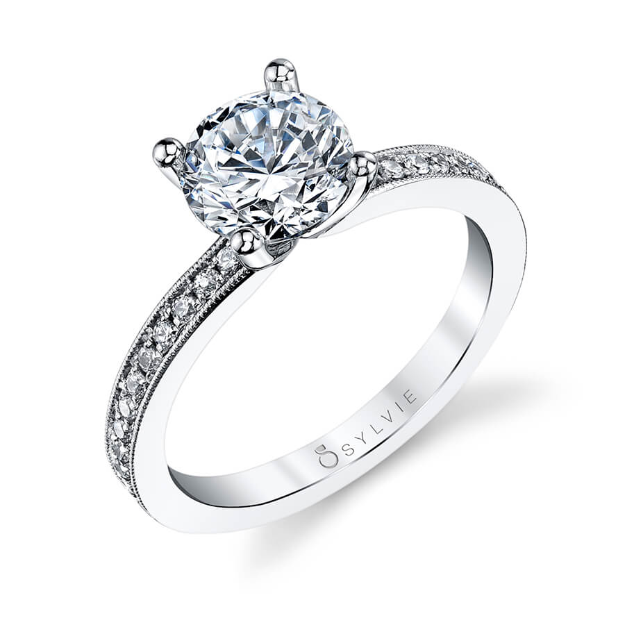 Amelie - Round Solitaire Engagement Ring