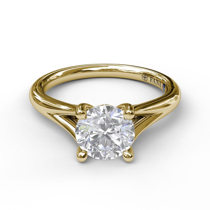 Round Cut Solitaire With Delicate Split Band