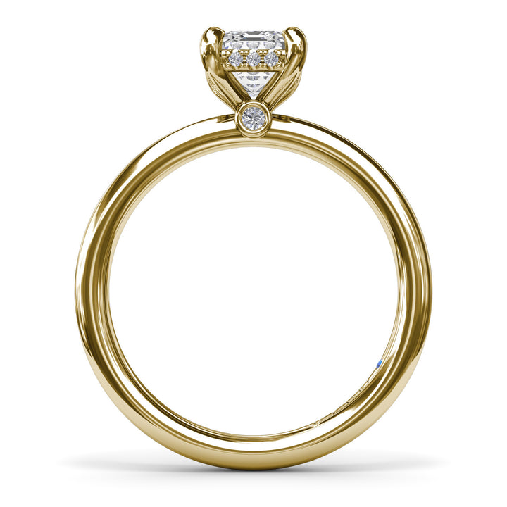 Exceptionally Striking Diamond Engagement Ring