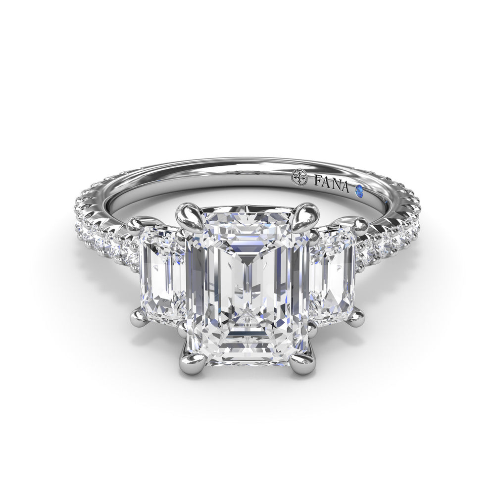 Three Stone Beauty Diamond Engagement Ring