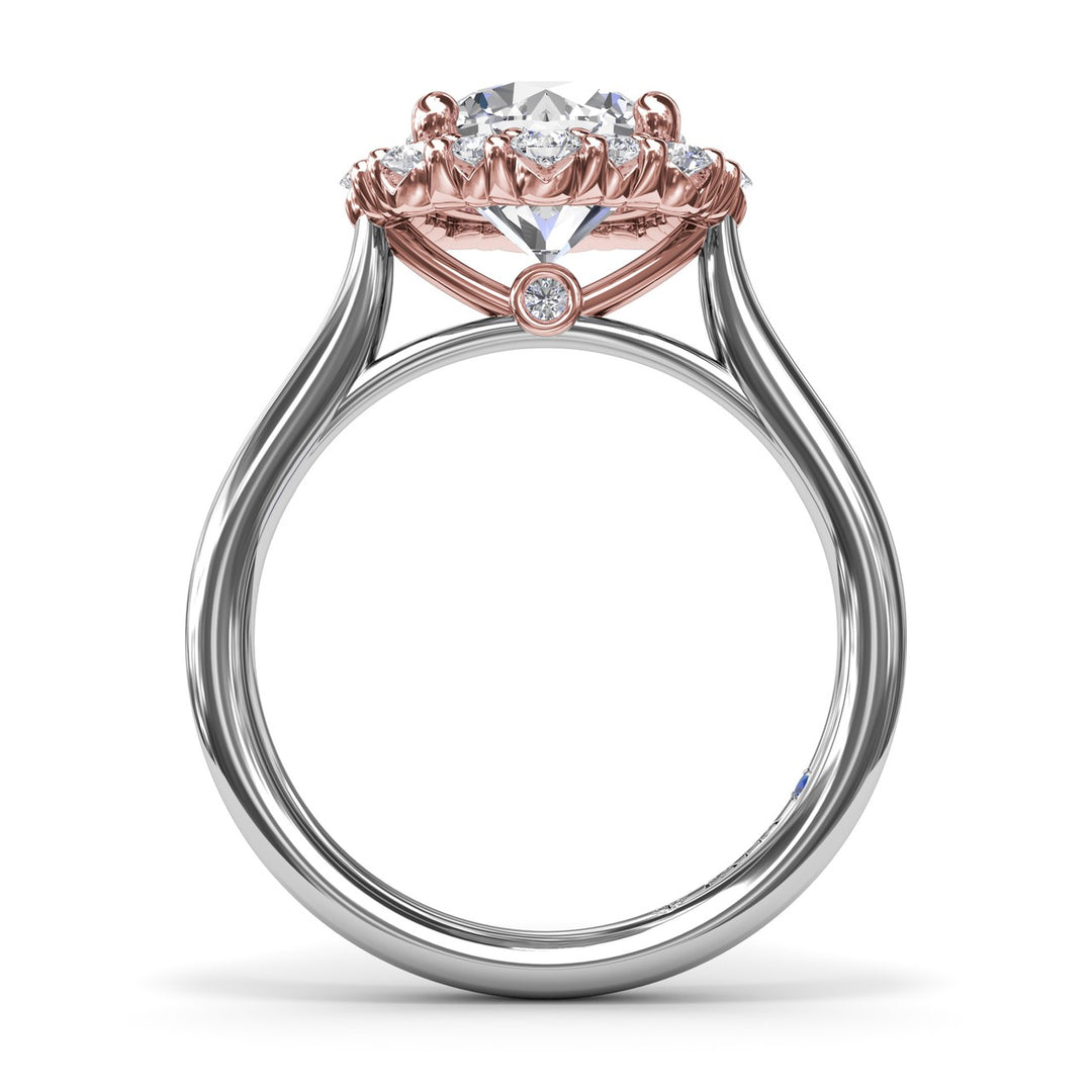 Graduated Halo Diamond Engagement Ring