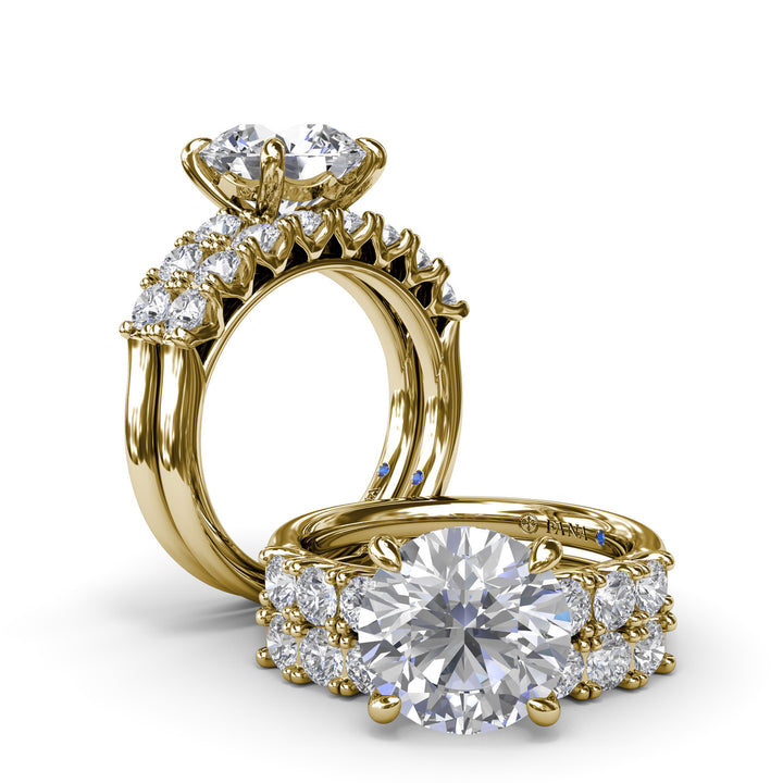 Shimmering Round Diamond Engagement Ring