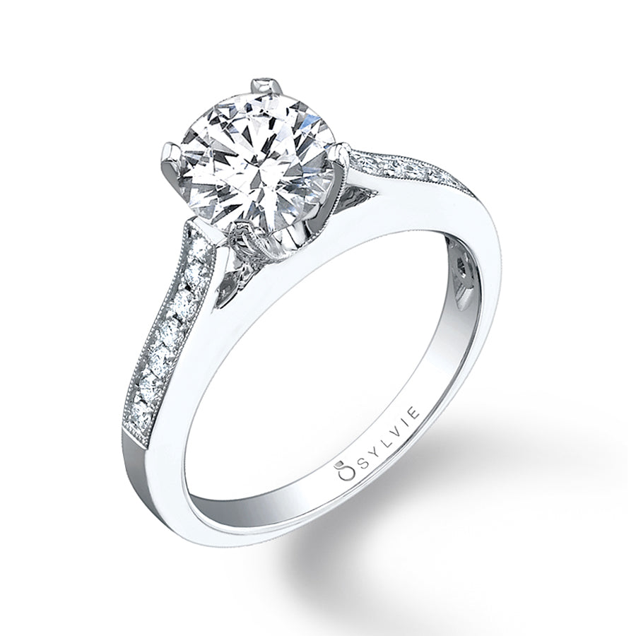 Solitaire Engagement Ring with Milgrain Detail