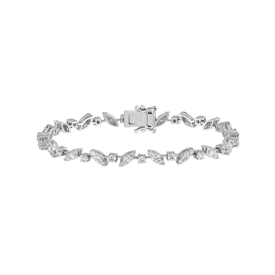 3-3/8tcw Diamond Station Bracelet