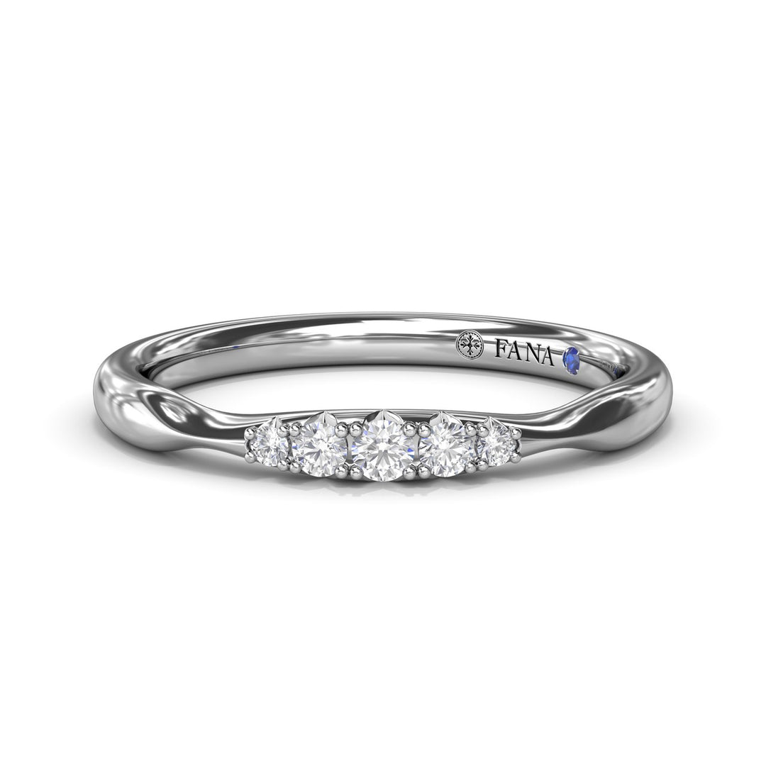 Pinched Diamond Band