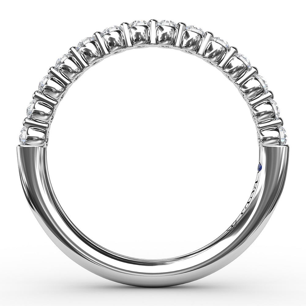 Single Prong Set Anniversary Band
