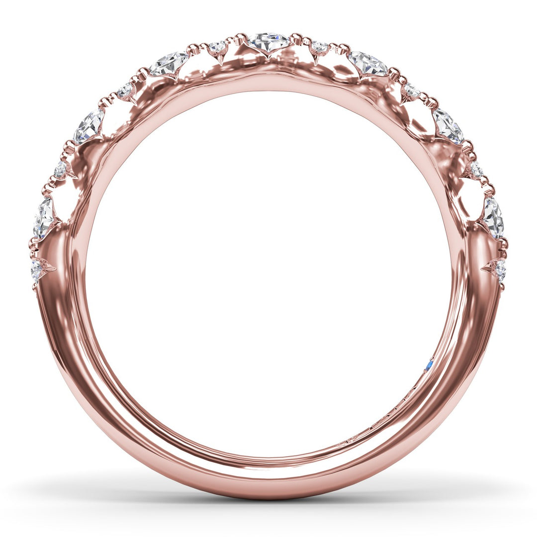 Round Cluster Diamond Ring